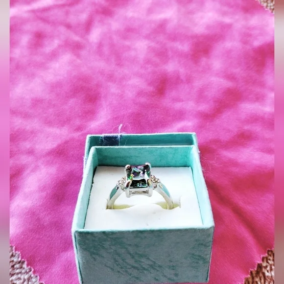 925 sterling silver Emerald cut Mystic topaz crystal ring - Picture 8 of 13
